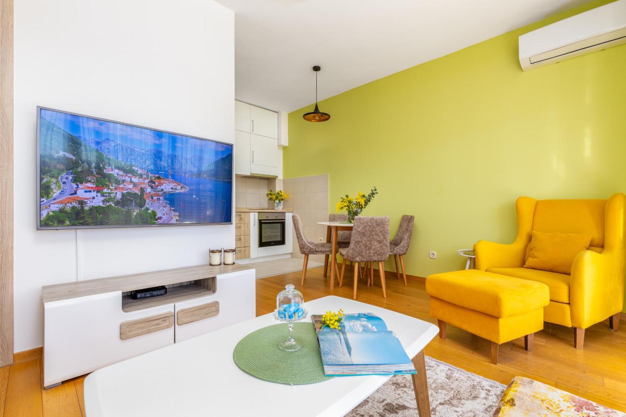 Apart Hotel M S Katunjanin Herceg Novi Exterior photo